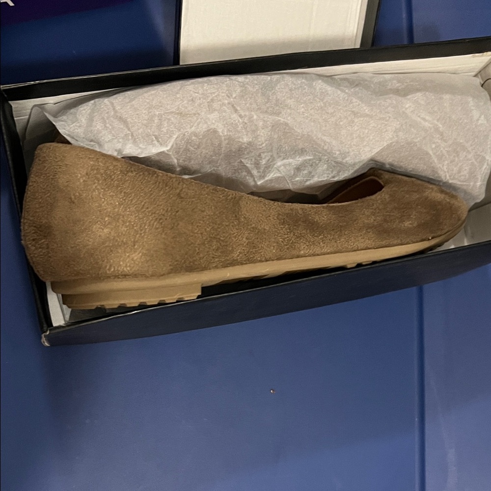 Fashion Nova Tan Suede Flats